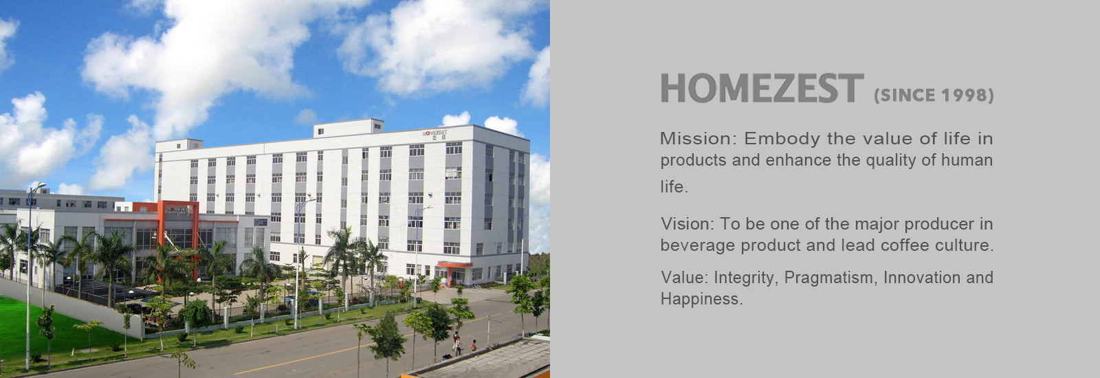 คุณภาพ เทลงบนเครื่องชงกาแฟ โรงงาน